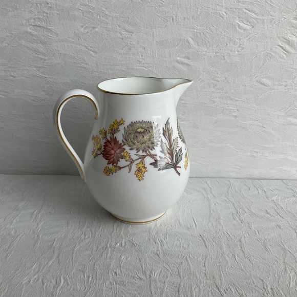 Wedgwood Bone China Lichfield Pattern Vintage 1960’s Tall Creamer - Picture 1 of 7